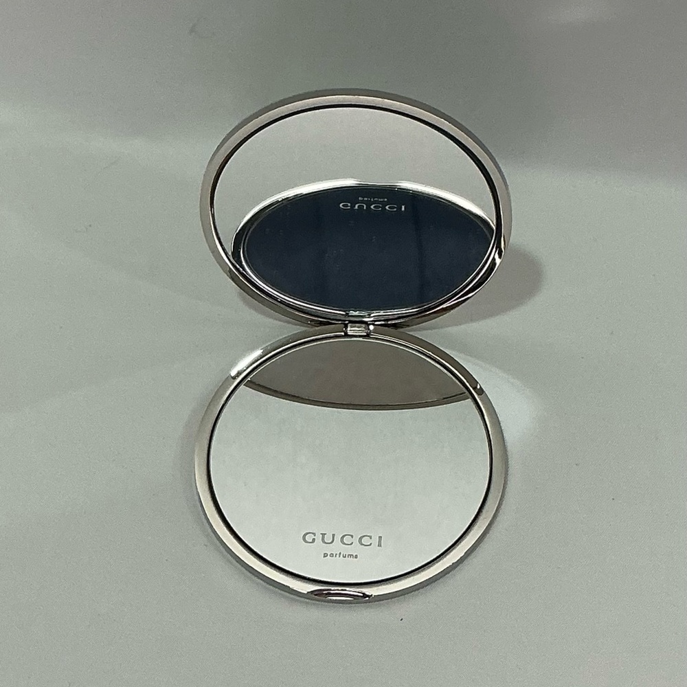 Gucci Flora Silver Compact Mirror - Picture 2 of 6